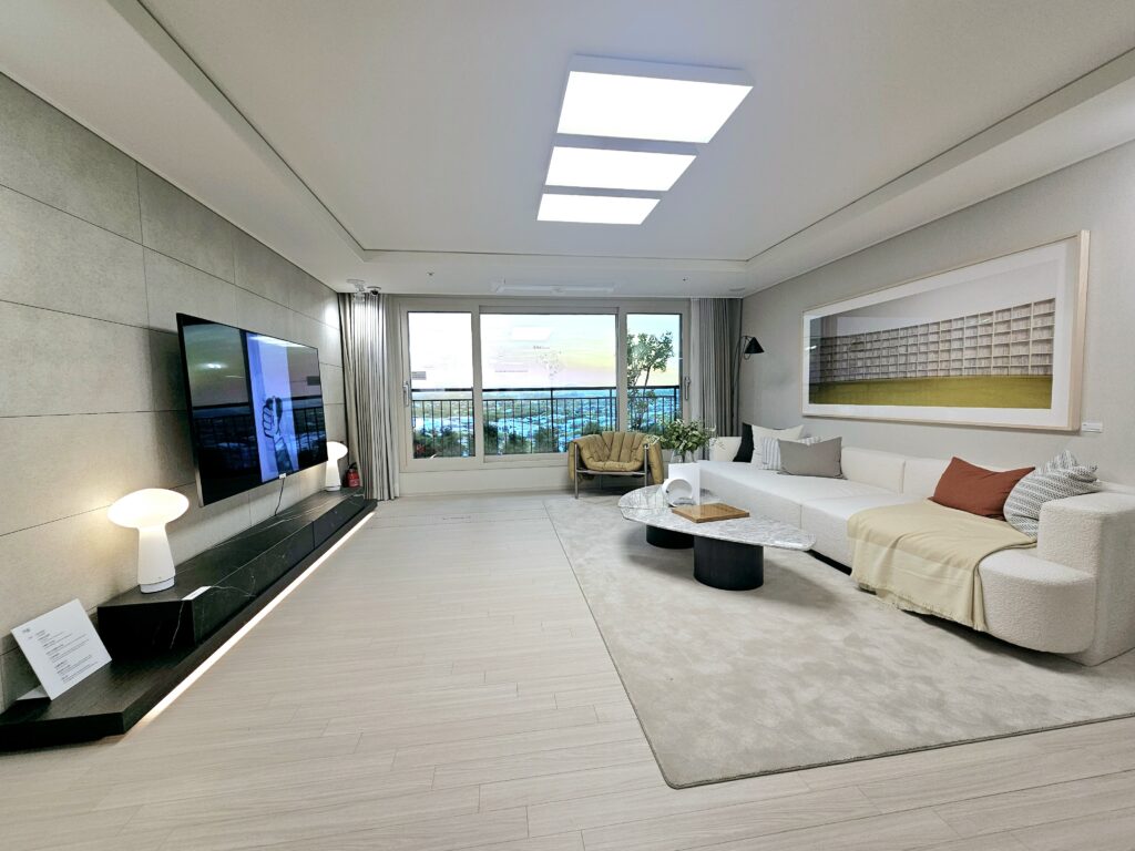 상도 푸르지오 클라베뉴 84A 거실