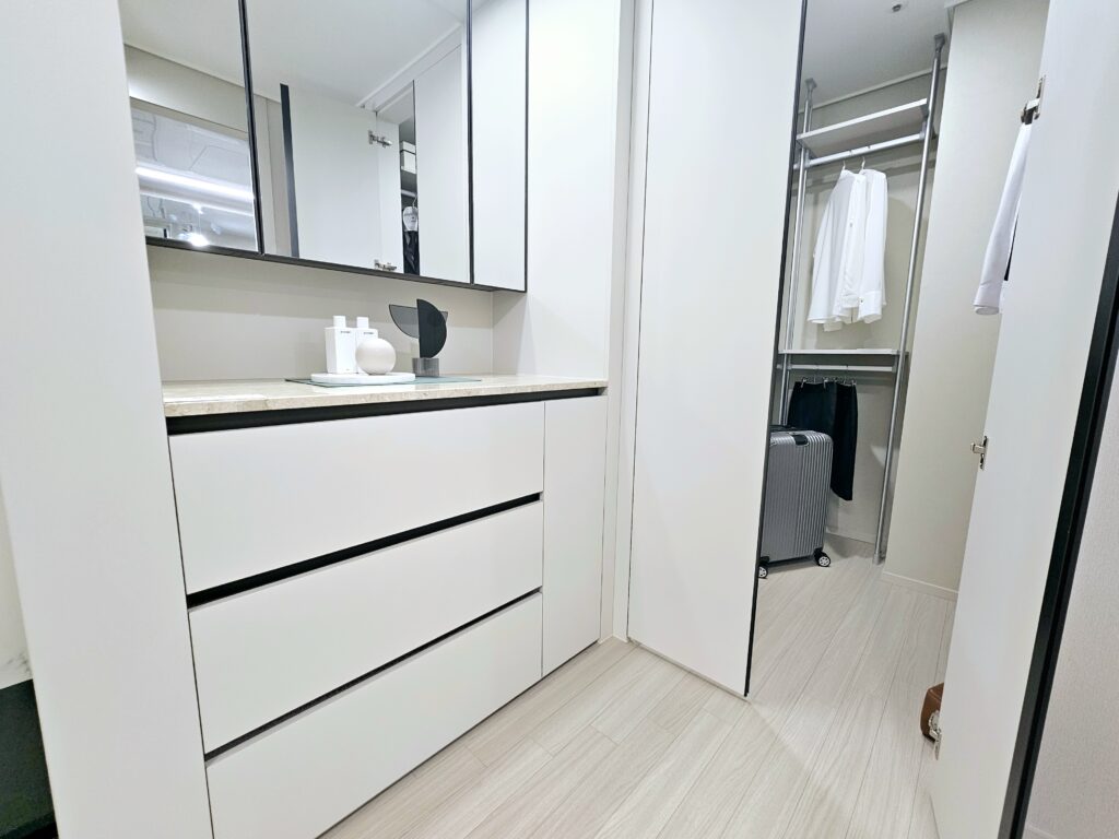 상도 푸르지오 클라베뉴 89B 타입 침실 1 드레스룸